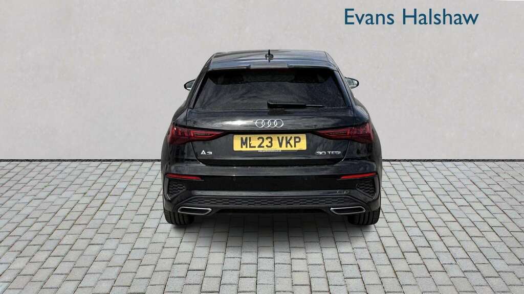 Audi A3 30 Tfsi S Line S Tronic 2023 ML23VKP Black #3