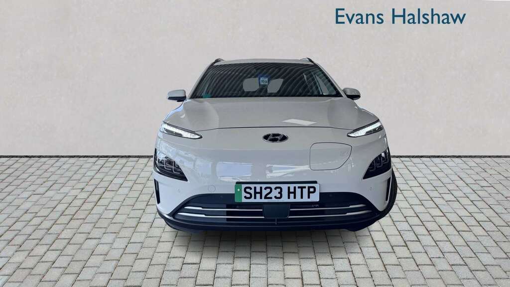 Hyundai Kona 150Kw Ultimate 64Kwh 2023 White
