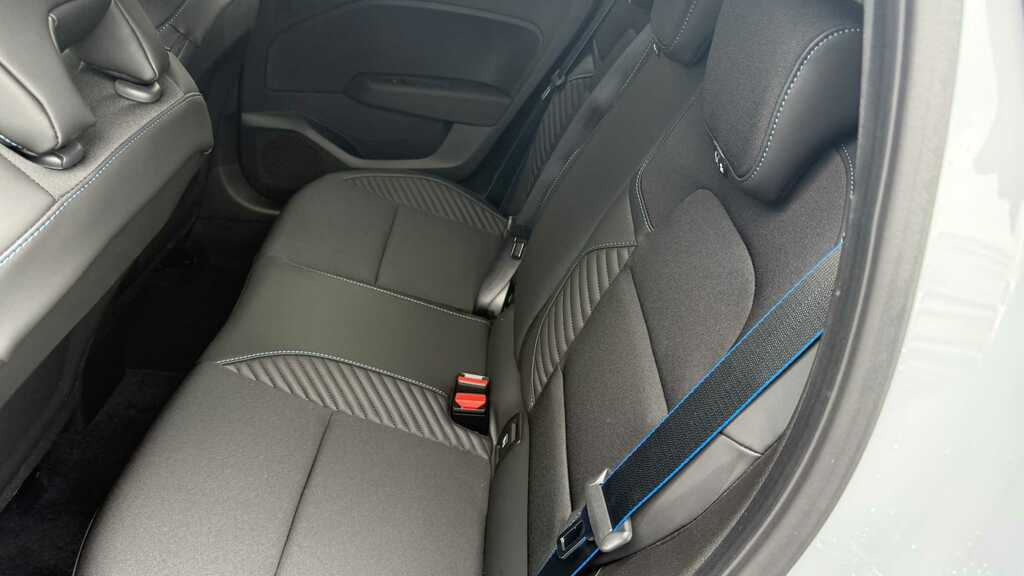 Renault Clio 1.0 Tce 90 Techno Esprit Alpine 2026 SN26XDJ Grey #6