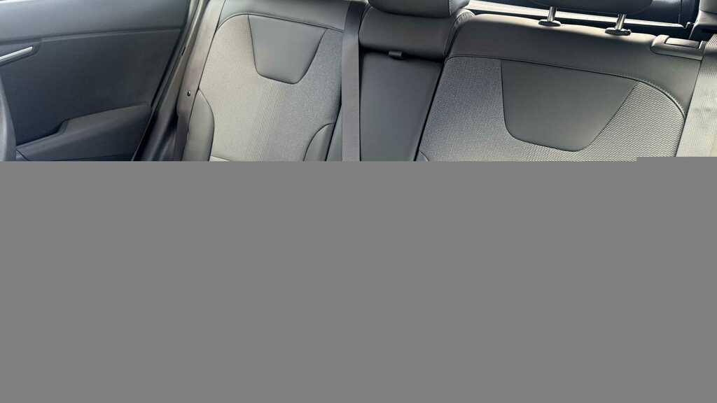 Kia Niro 1.6 Gdi Hybrid 3 Dct 2023 YD73KMM Red #5
