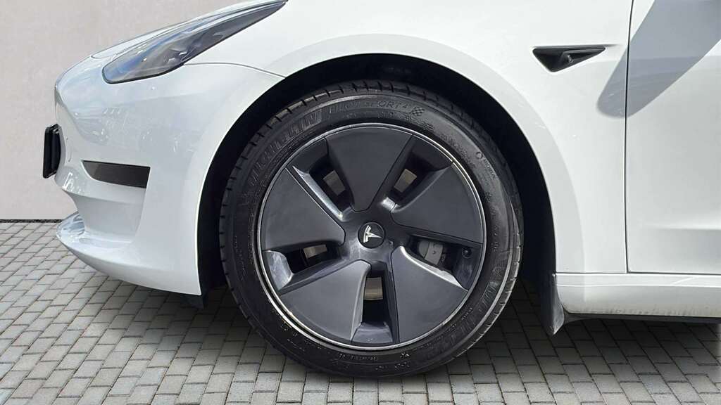 Tesla Model 3 Rwd 2023 BW23VKF White #3