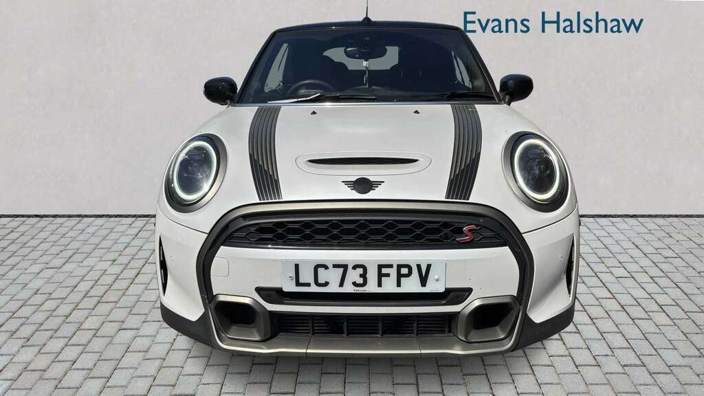 Mini Convertible 2.0 Cooper S Resolute Edition Prem Plus 2 LC73FPV White #4