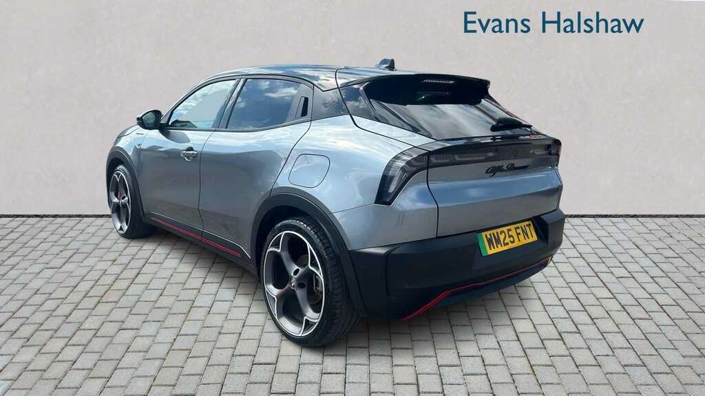 Alfa Romeo Junior 207Kw Elettrica Veloce 54Kwh 2025 Grey #4