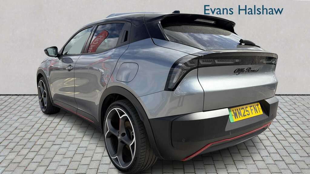 Alfa Romeo Junior 207Kw Elettrica Veloce 54Kwh 2025 Grey
