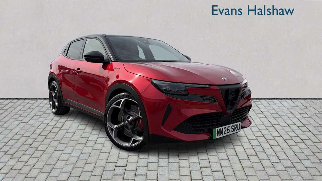 Alfa Romeo Junior 207Kw Elettrica Veloce 54Kwh 2025 Red