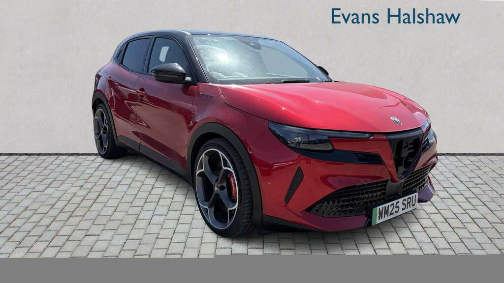 Alfa Romeo Junior 207Kw Elettrica Veloce 54Kwh 2025 Red
