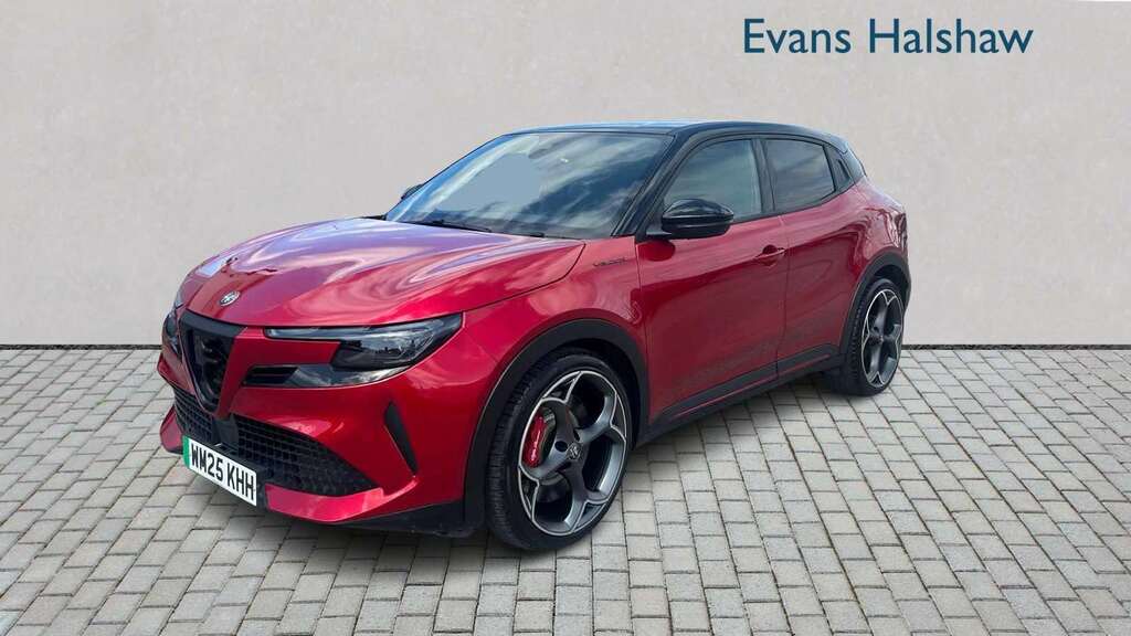Alfa Romeo Junior 207Kw Elettrica Veloce 54Kwh 2025 Red #2