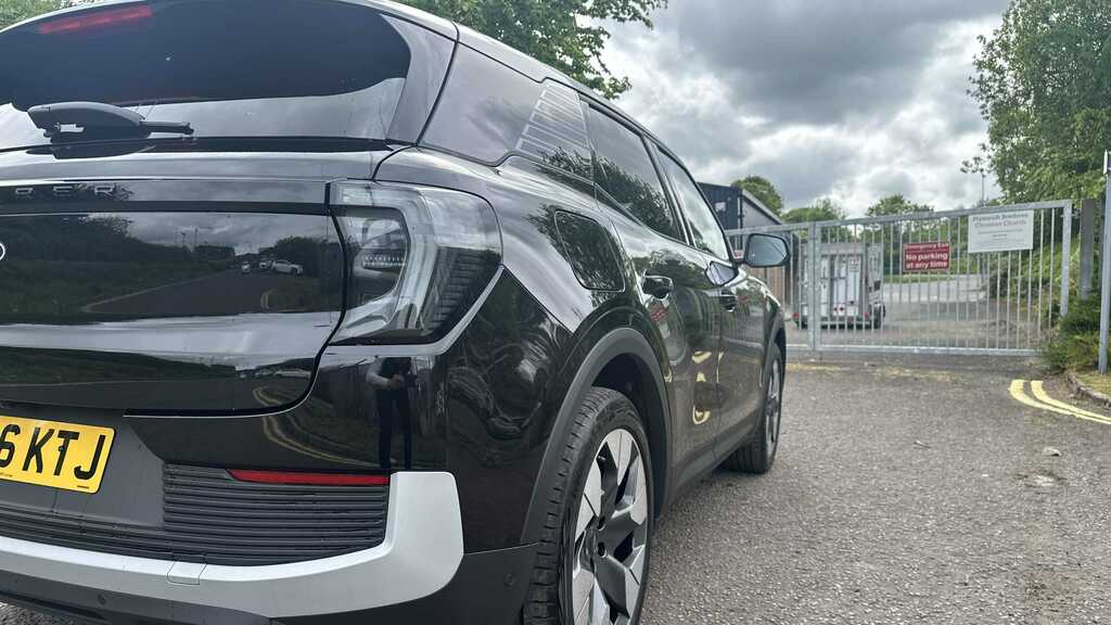 Ford Explorer 210Kw Premium 77Kwh 2026 SF26KTJ Black #6