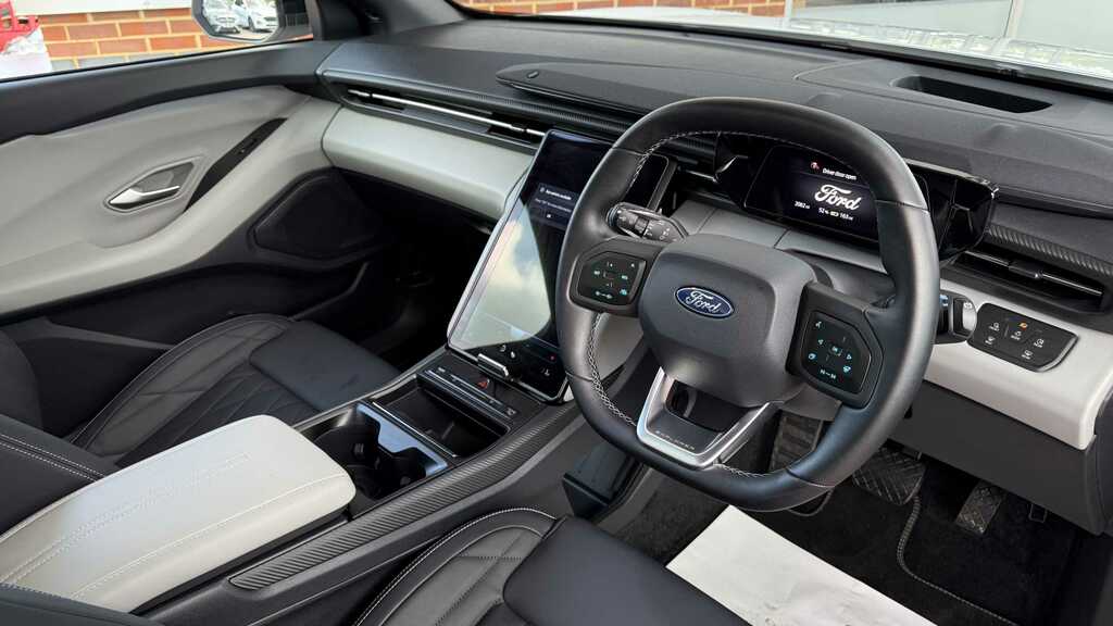 Ford Explorer 210Kw Premium 77Kwh 2026 KR26XHF White #6