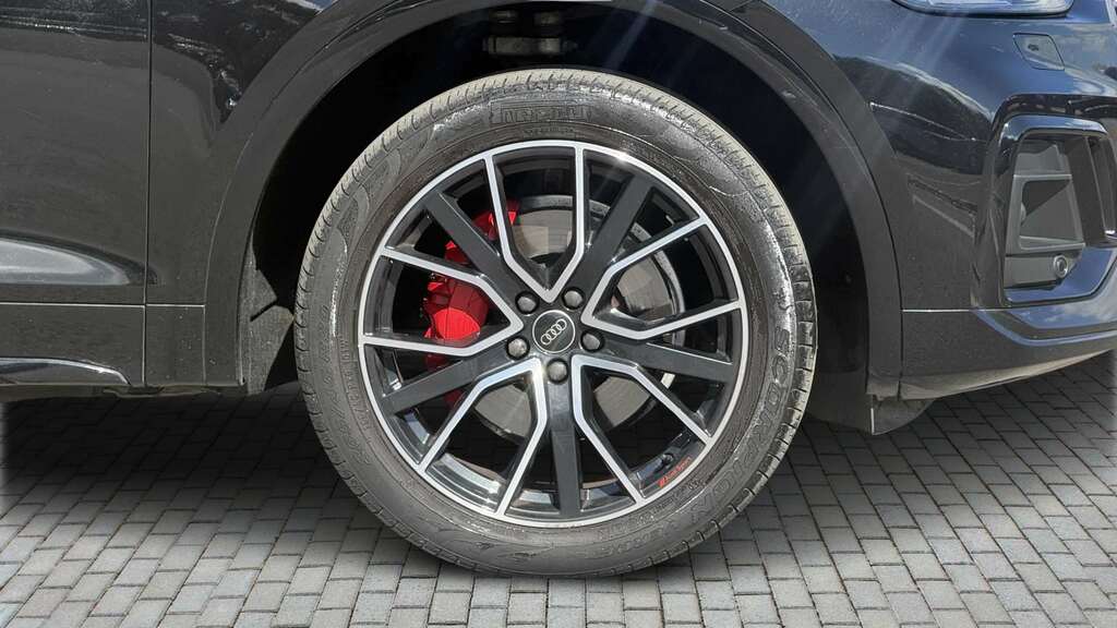 Audi Q5 40 Tdi Quattro Edition 1 S Tronic 2023 YY23WYX Black #5