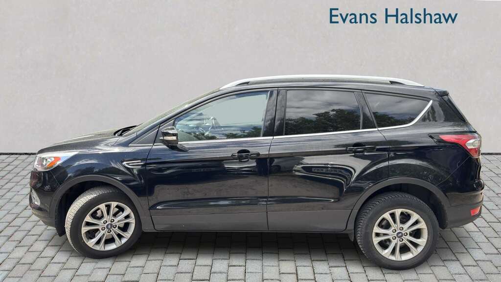 Ford Kuga 1.5 Tdci Titanium 2Wd 2017 EO17FPU Black #2