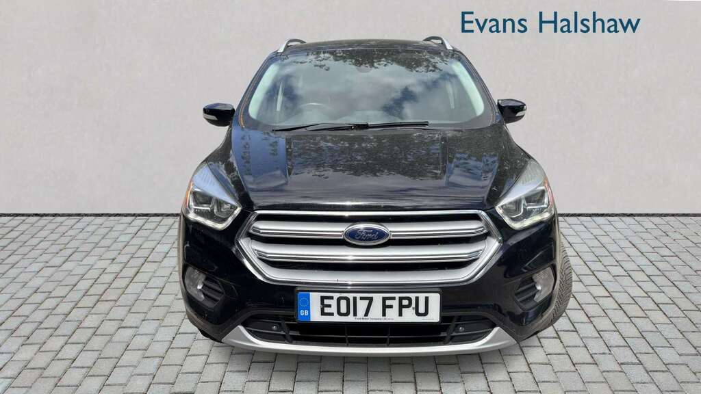 Ford Kuga 1.5 Tdci Titanium 2Wd 2017 EO17FPU Black #3
