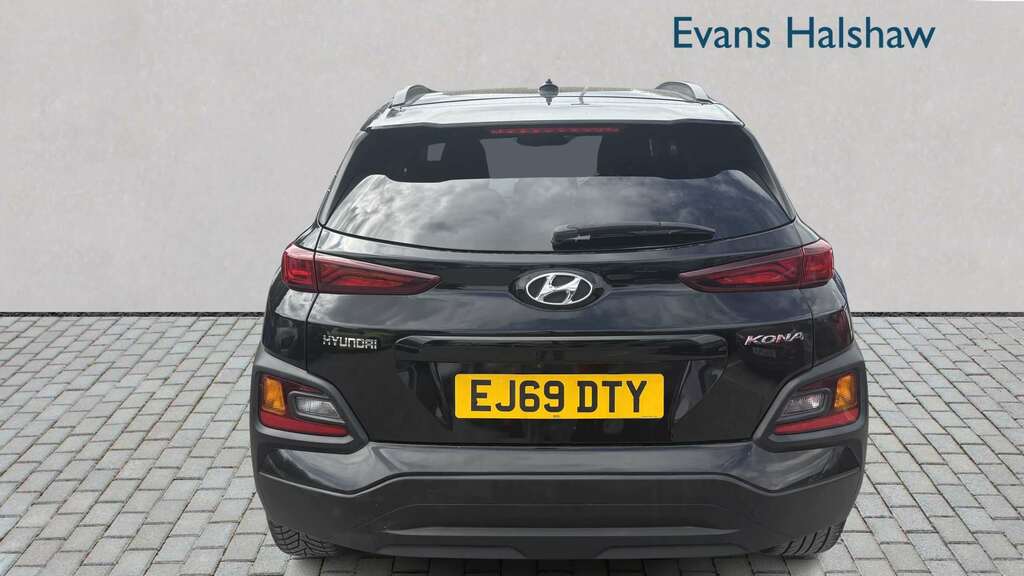 Hyundai Kona 1.0T Gdi Play Edition 2019 Black #3