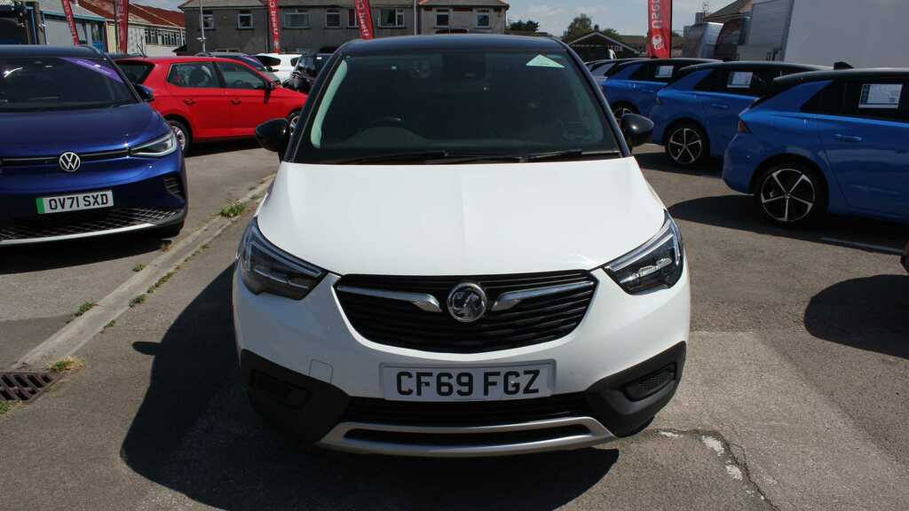 Vauxhall Crossland X 1.2T 110 Griffin 6 Spd Start Stop 2020 CF69FGZ White #4