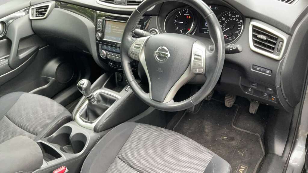 Nissan Qashqai Suv 1.2 Dig-t N-connecta 201666 Black #7