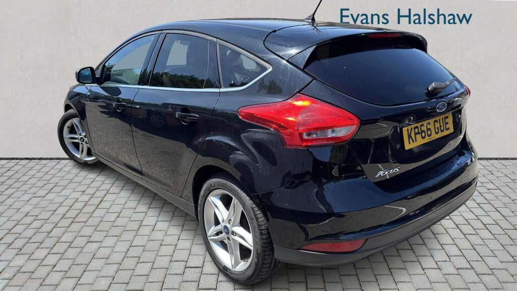 Ford Focus 1.5 Tdci Style Estate Euro 6 S Black #2