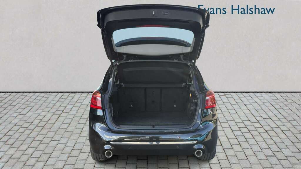 BMW 2 Series 220D Xdrive Luxury Step 2019 Black #5