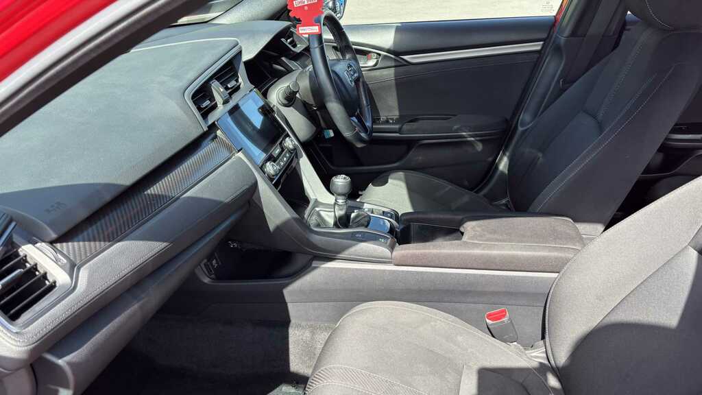 Honda Civic 1.5 Vtec Turbo Sport 5-Door White #8
