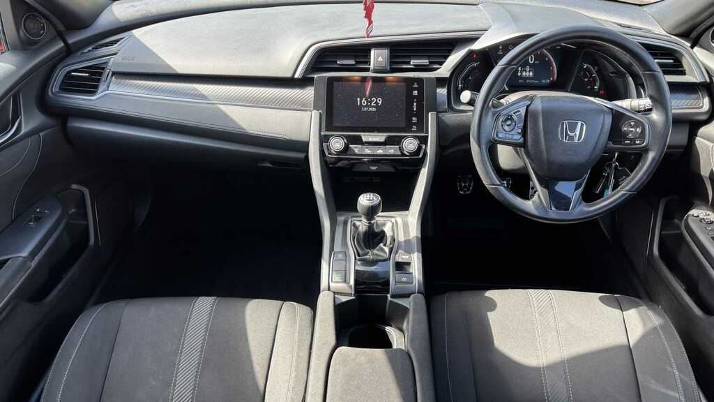 Honda Civic 1.5 Vtec Turbo Sport 5-Door White #11
