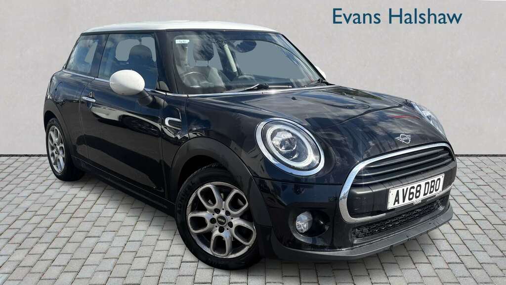 Mini Hatch 1.5 Cooper II 2018 AV68DBO Black