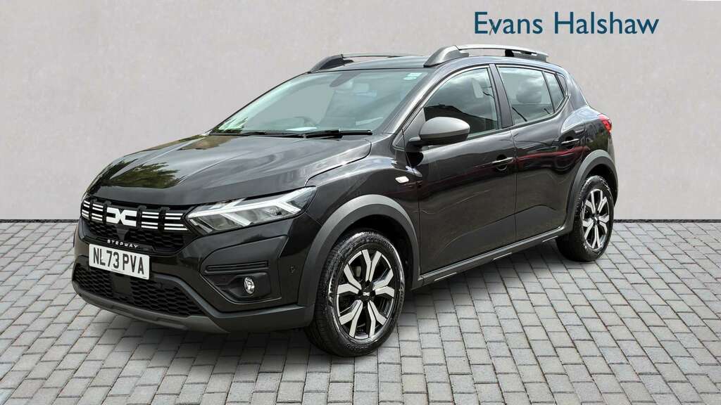 Dacia Sandero Stepway 1.0 Tce Journey 2023 Black #3