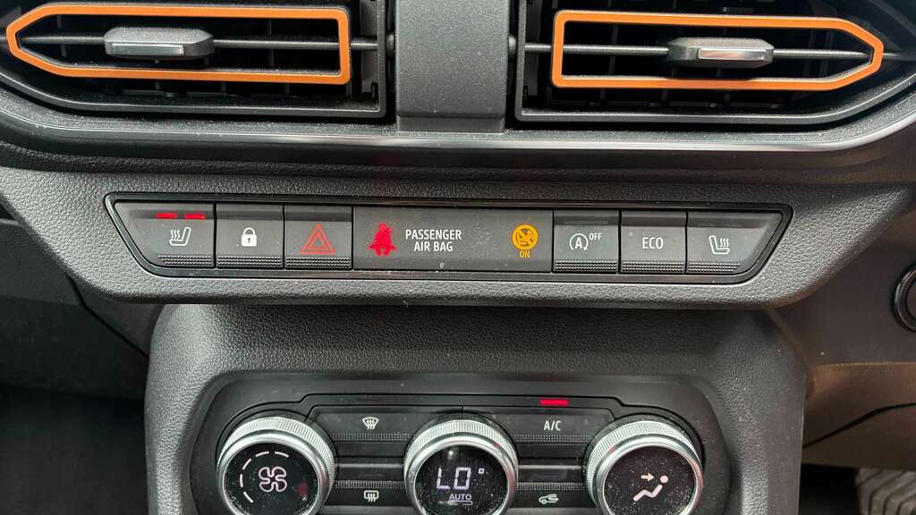 Dacia Sandero Stepway 2022 1.0 Tce Prestige 6-Speed 89 Bhp Euro Orange #32