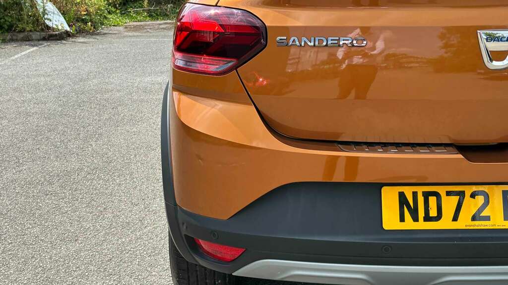 Dacia Sandero Stepway 2022 1.0 Tce Prestige 6-Speed 89 Bhp Euro Orange #14
