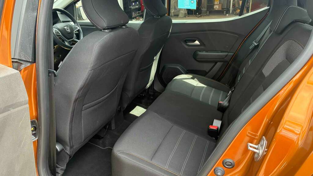 Dacia Sandero Stepway 2022 1.0 Tce Prestige 6-Speed 89 Bhp Euro Orange #23