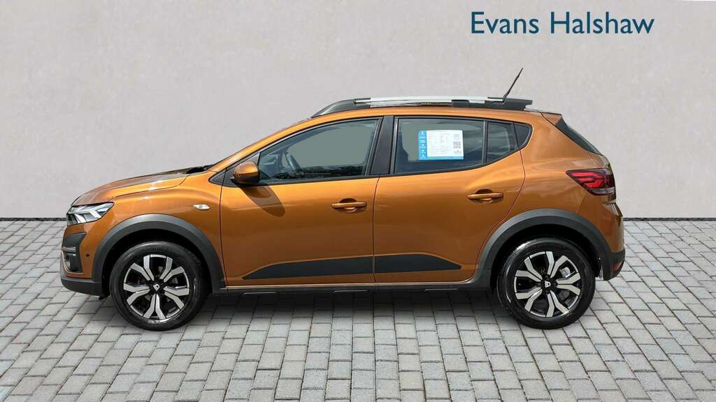 Dacia Sandero Stepway 2022 1.0 Tce Prestige 6-Speed 89 Bhp Euro Orange #4