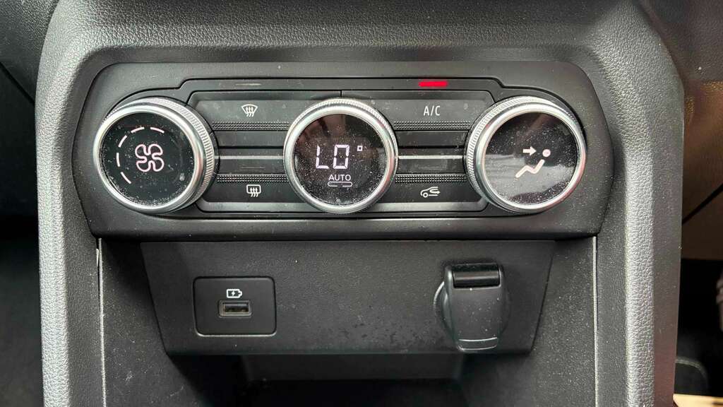 Dacia Sandero Stepway 2022 1.0 Tce Prestige 6-Speed 89 Bhp Euro Orange #33