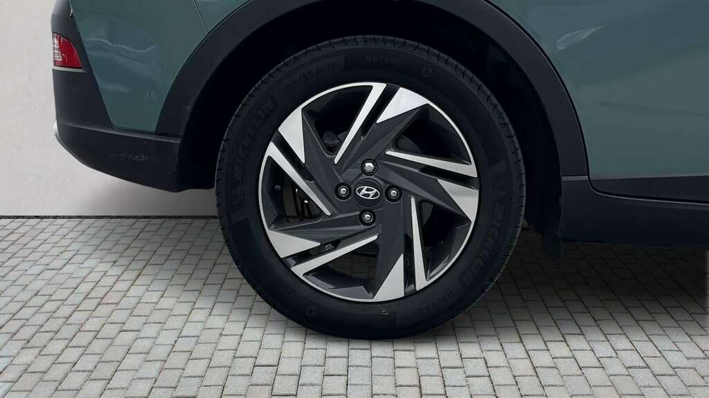 Hyundai Bayon 1.0 Tgdi 48V Mhev Se Connect Dct 2023 Green #5