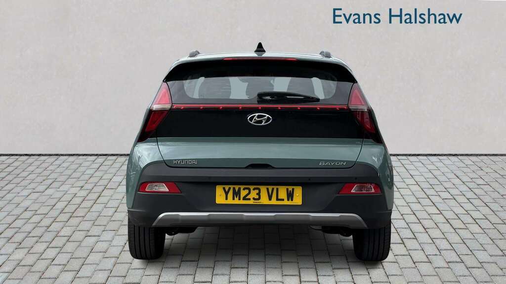 Hyundai Bayon 1.0 Tgdi 48V Mhev Se Connect Dct 2023 Green #3