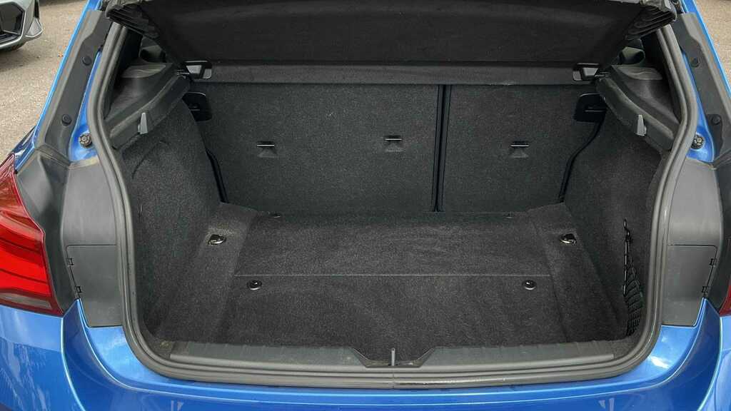 BMW 1 Series Hatchback 1.5 116D Se Business 5-Door 2019 White #18