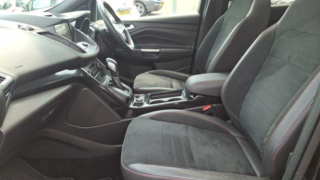 Ford Kuga 1.5 Tdci St-line Edition 2Wd Pan Roof , 19 White #10