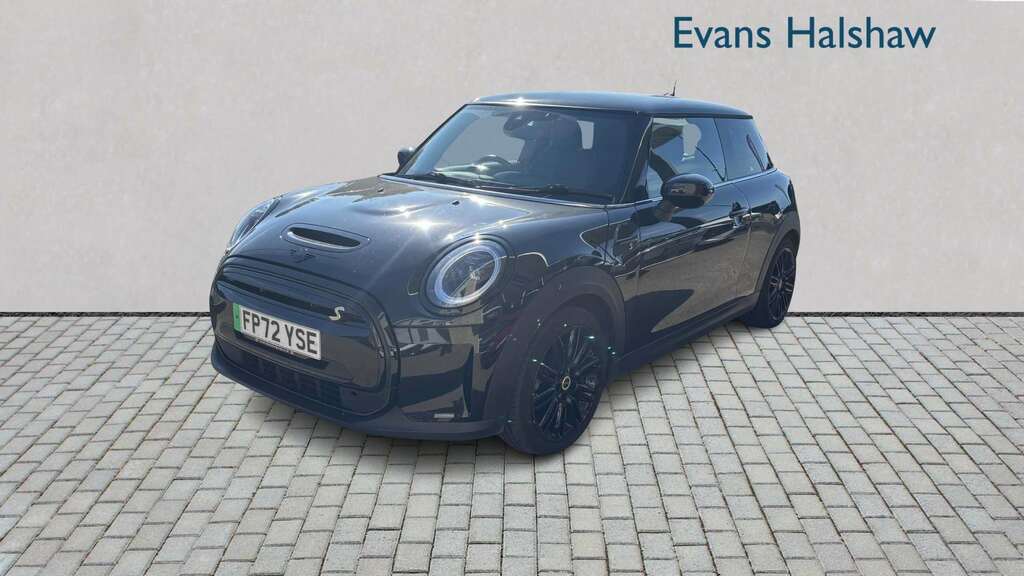 Mini Hatch 135Kw Cooper S Level 2 33Kwh 2022 FP72YSE Black #2