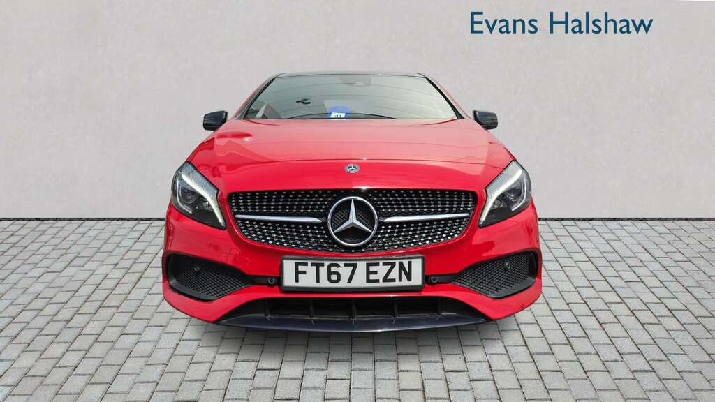 Mercedes-Benz A Class A200 Amg Line Premium Plus 2017 FT67EZN Red #3