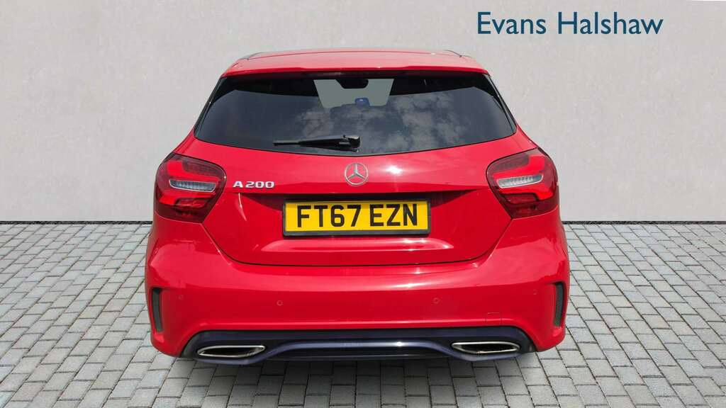 Mercedes-Benz A Class A200 Amg Line Premium Plus 2017 FT67EZN Red #4