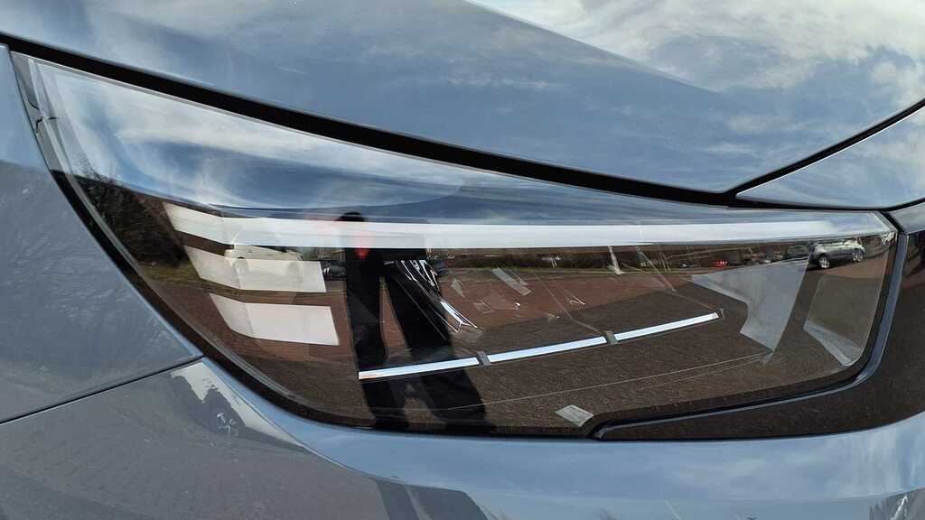 Vauxhall Corsa-e 100Kw Design 50Kwh 2025 YW74EBX #5