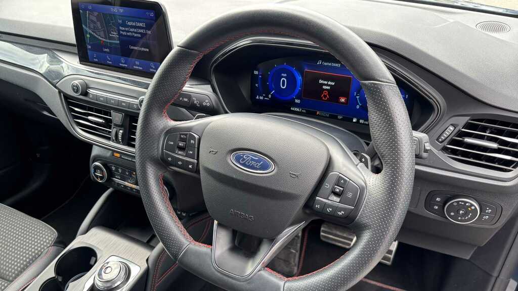 Ford Focus Estate St-line X Non Local Svp 1.0L Ford Ecoboost Red #16