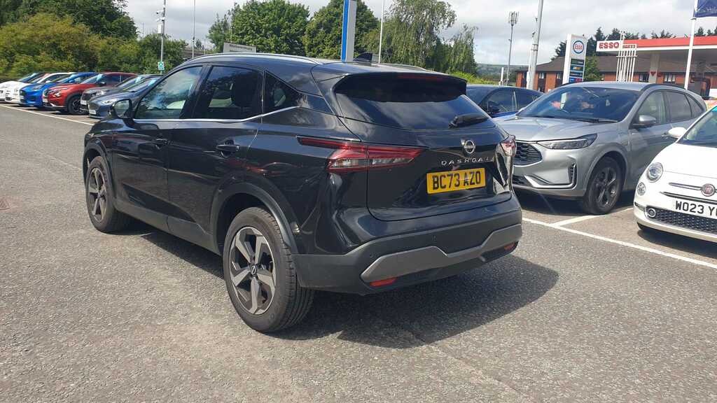 Nissan Qashqai 1.3 Dig-t Mh N-connecta 2024 BC73AZO Black #3