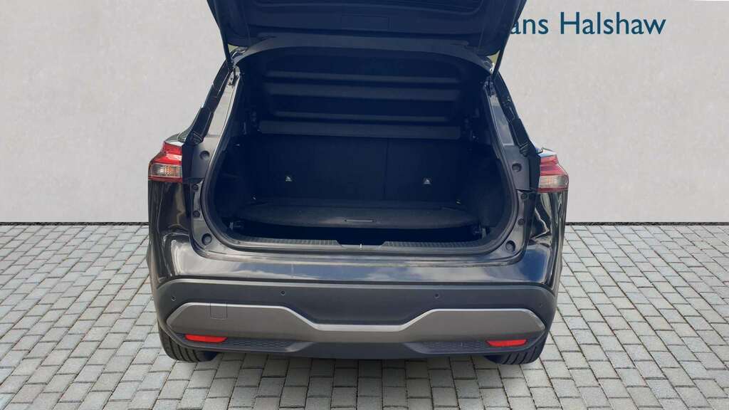 Nissan Qashqai 1.3 Dig-t Mh N-connecta 2024 BC73AZO Black #4