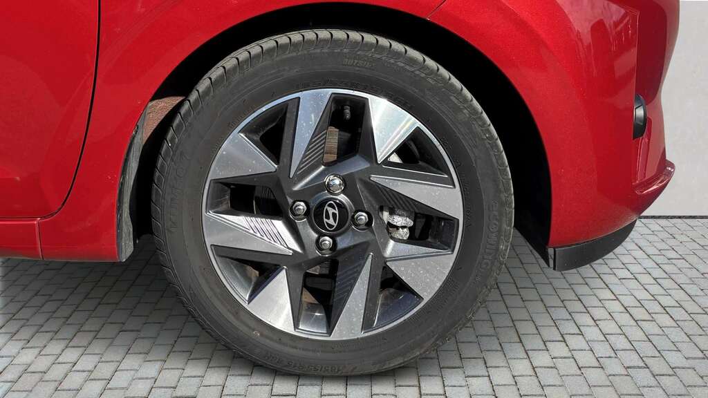 Hyundai I10 1.2 79 Advance Nav 2025 Red #4