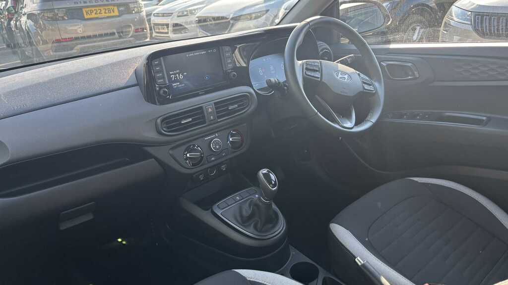 Hyundai I10 1.2 Premium Hatchback Euro 6 Ss Green #12
