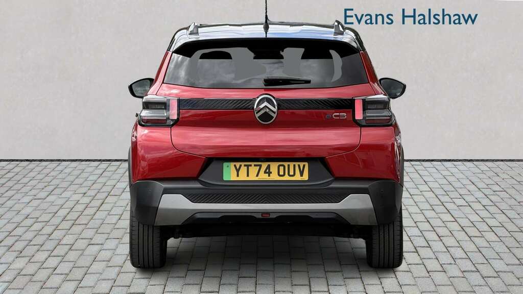 Citroen C3 83Kw Max 44Kwh 2024 Red #4