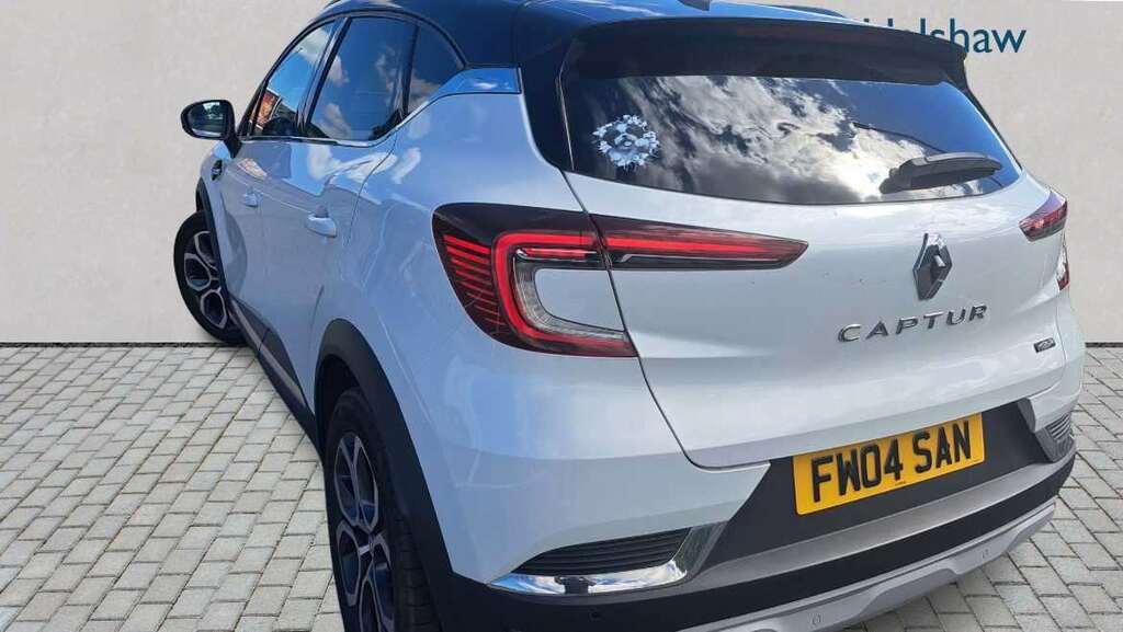 Renault Captur 1.6 E-tech Full Hybrid 145 Techno 2023 White #3