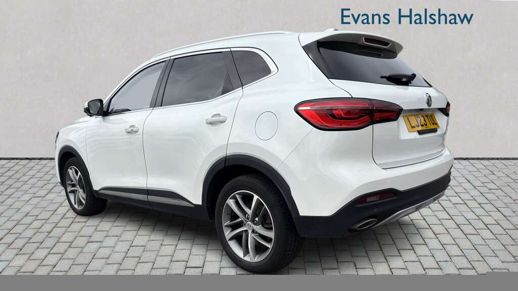 MG HS 1.5 T-gdi Phev Exclusive 2023 White #2