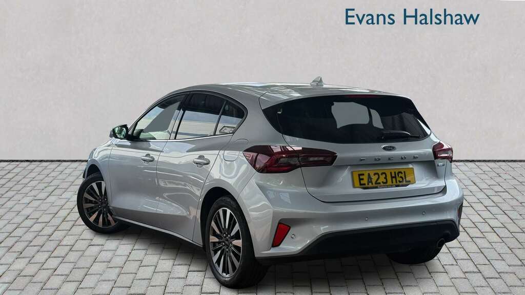 Ford Focus 1.0 Ecoboost Hybrid Mhev Titanium X 2023 Silver #2