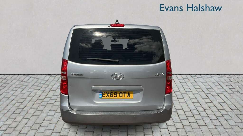 Hyundai I800 2.5Crdi 136Bhp Se Nav 8St Mpv Grey #4