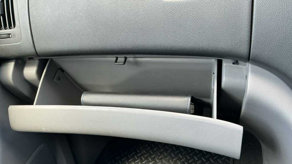 Hyundai I800 2.5Crdi 136Bhp Se Nav 8St Mpv Grey #26