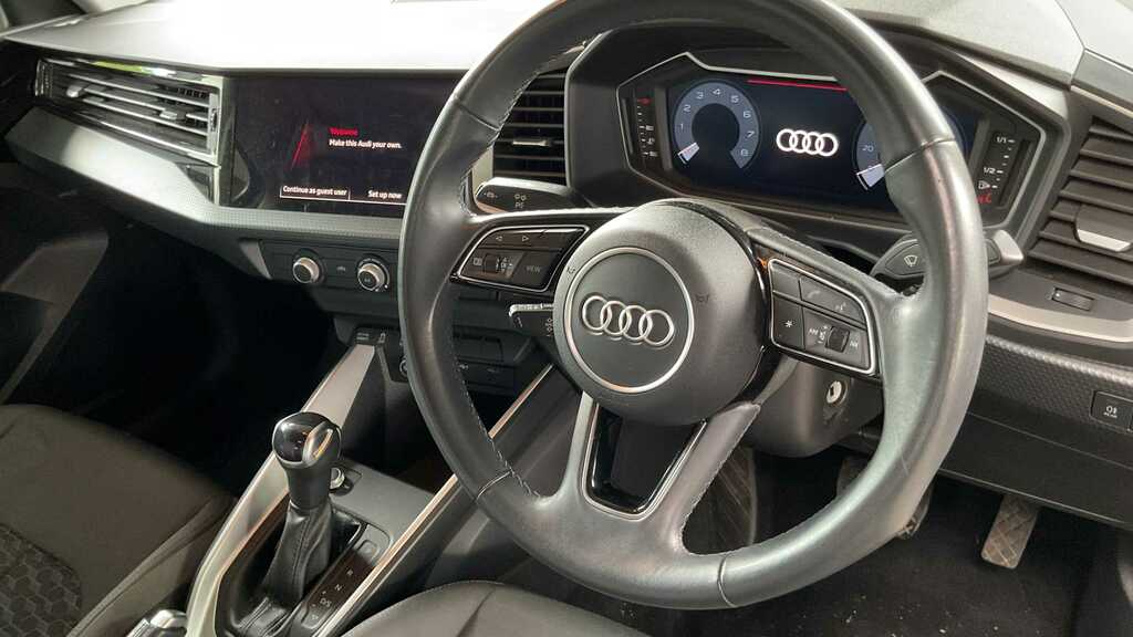 Audi A1 1.0 Tfsi 30 S Line Sportback S Tronic Black #6